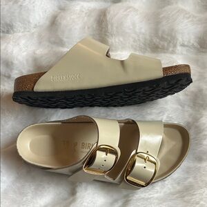 Birkenstock Arizona Sandals in Cream with Gold Buckles